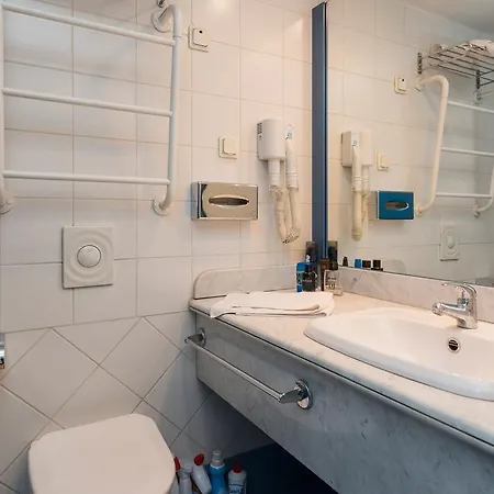 Cozy Loft Near Old Town *