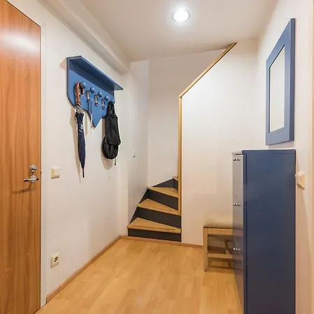 Cozy Loft Near Old Town Apartamento Tallin